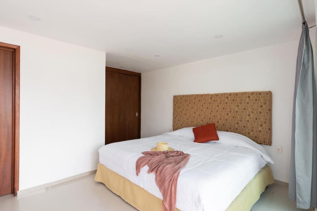 Downtown 6br Ph With 2 Private Jacuzzi For Large Groups *