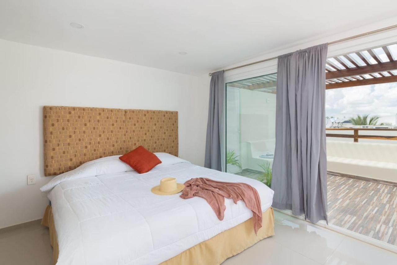 Downtown 6br Ph With 2 Private Jacuzzi For Large Groups Apartamento Playa del Carmen