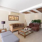 Downtown 6Br Ph With 2 Private Jacuzzi For Large Groups